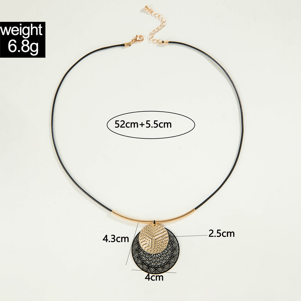 European and American New Style Personality Mesh Round Pendant Necklace for Women Elegant Simple Textured Round Pendant Rope Chain Necklace