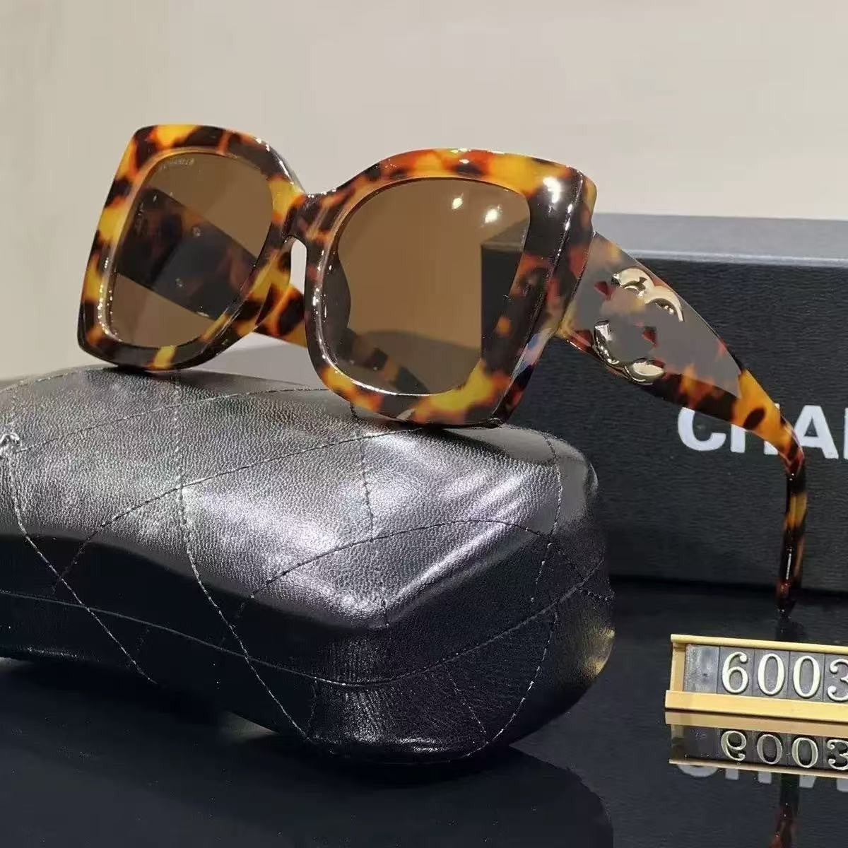 Xiaoxiangjia Large Frame Fashion European and American Trend Sunglasses Unisex Rectangular Retro Style sunglasses