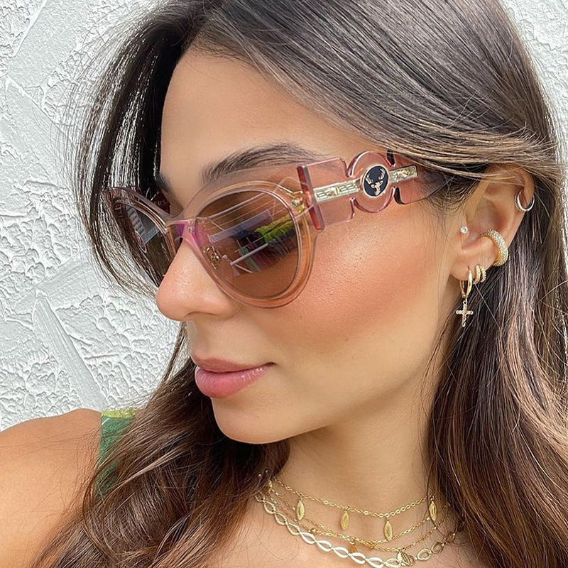 European and American Style Cat Eye Sunglasses for Women with High-end Feel ins Steampunk Frameless Sunglasses for Women Wholesale