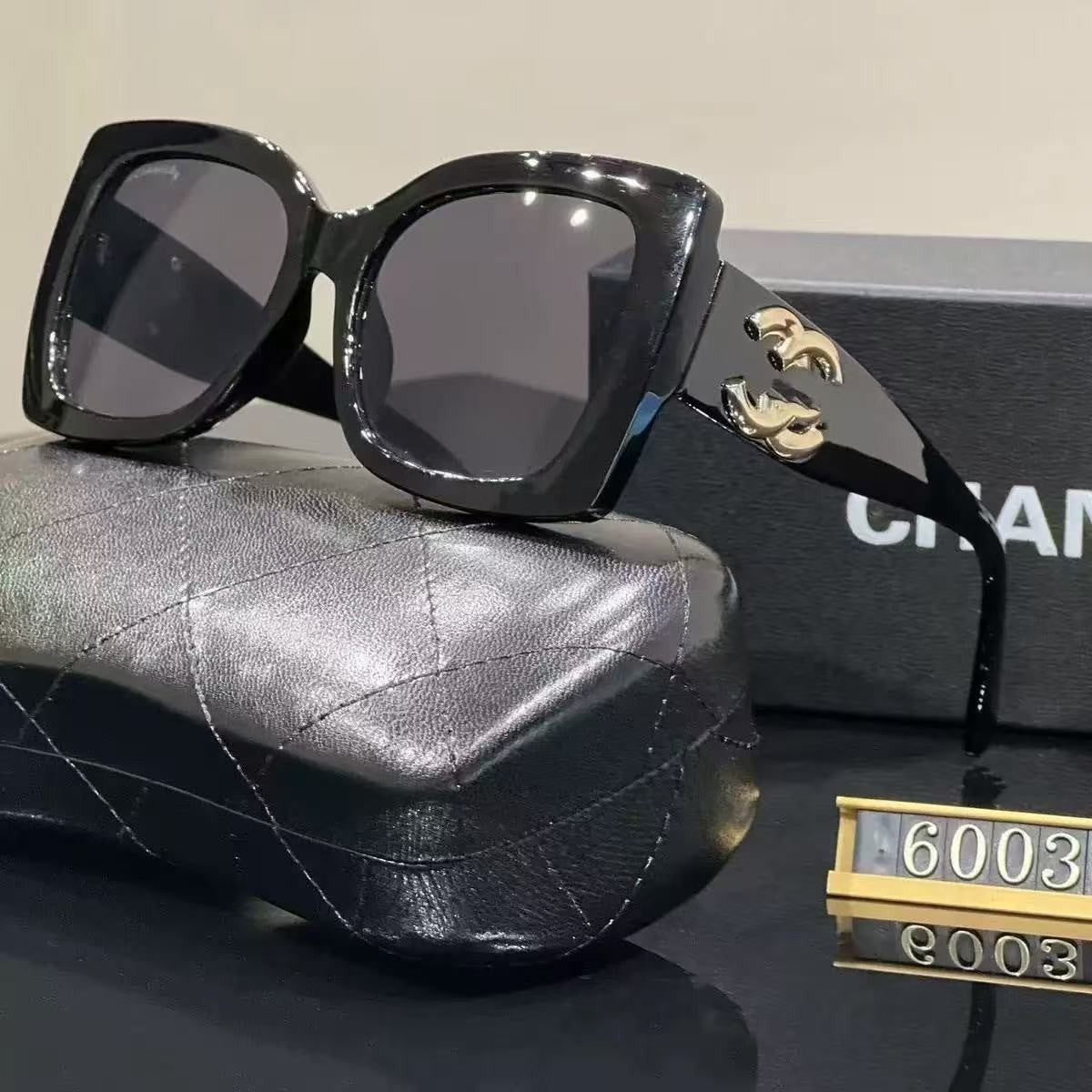 Xiaoxiangjia Large Frame Fashion European and American Trend Sunglasses Unisex Rectangular Retro Style sunglasses