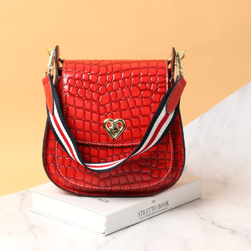 Autumn Winter New Korean Version Crocodile Pattern Saddle Bag Single Shoulder Crossbody Women's Bag Trendy Fashionable Personality Versatile Handbag for Women