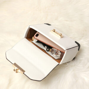 2024New Women's Small Square Bag Fashion Simple Shoulder Crossbody Bag Chain Bag Direct from Manufacturer