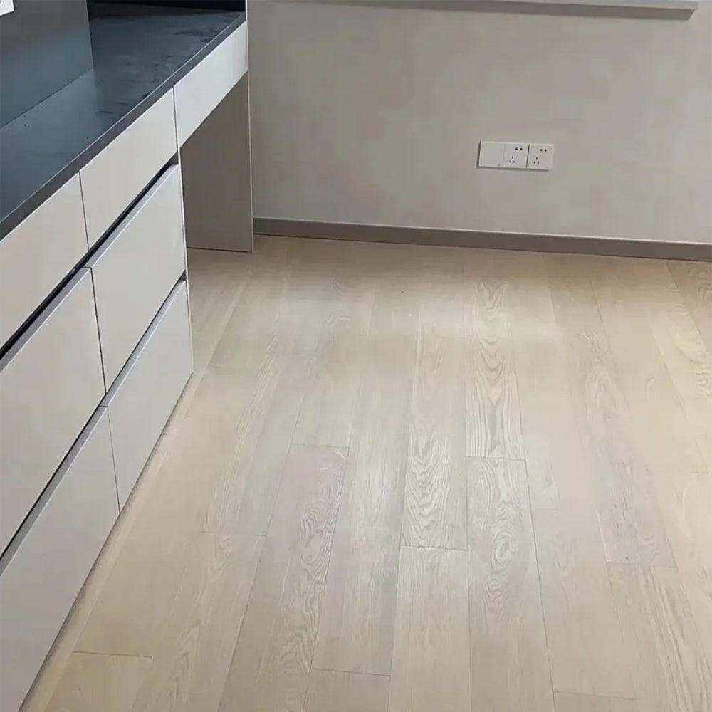 18mm Premium Three-Layer Engineered Ash Hardwood Flooring | Custom Plank for Villas Living Rooms Basements Exterior