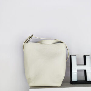 Genuine Leather Women's Bag Fashion Single Shoulder Crossbody New Hot Style High-end Korean Trend Versatile Large Capacity Commuter Bucket Bag