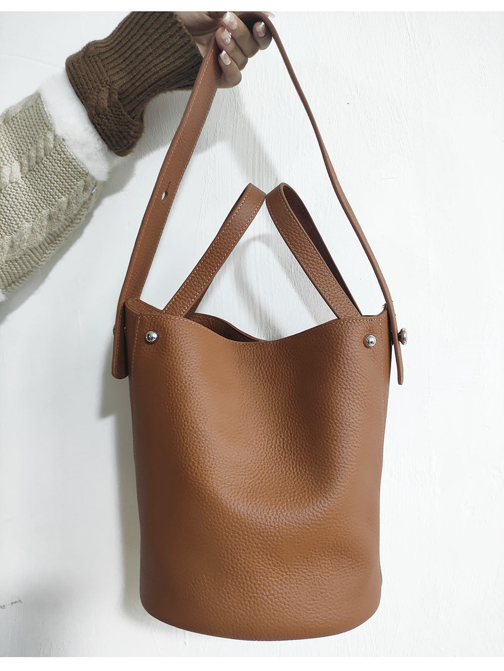 Guangzhou Genuine Leather Women's Bag Large Capacity Tote Bag Top Layer Cowhide Bucket Bag Handheld Shoulder Crossbody Bag Trendy - 图片 33