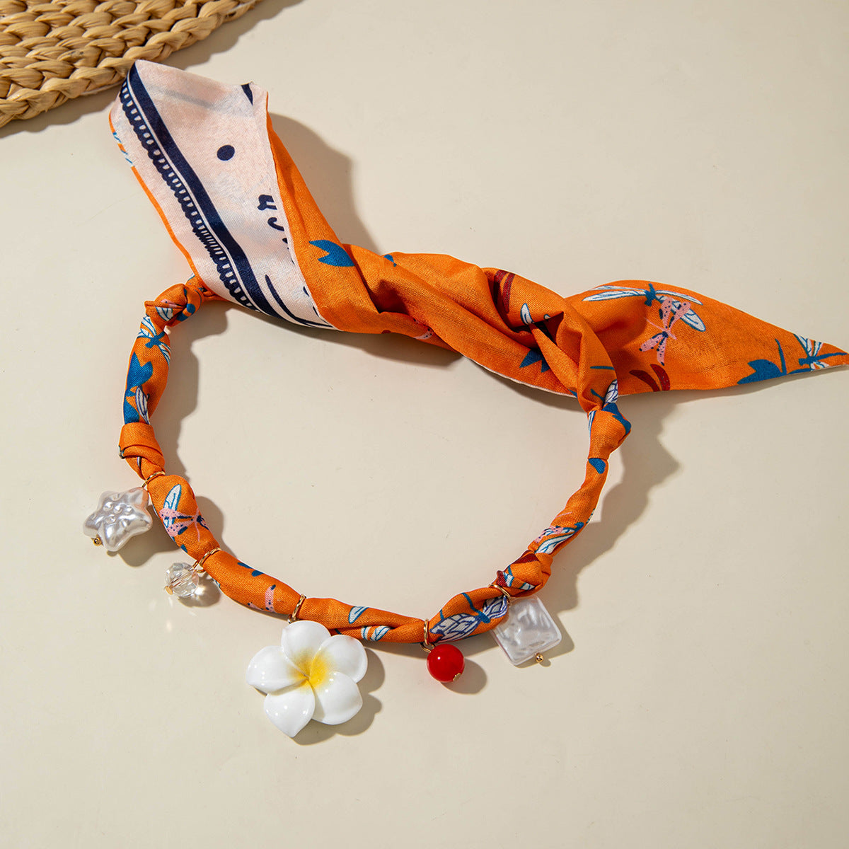 European and American Style Long Silk Scarf Necklace, Light Luxury High-End Feel, Multiple Pendants, Pearl Colorful Silk Scarf Necklace - 图片 3