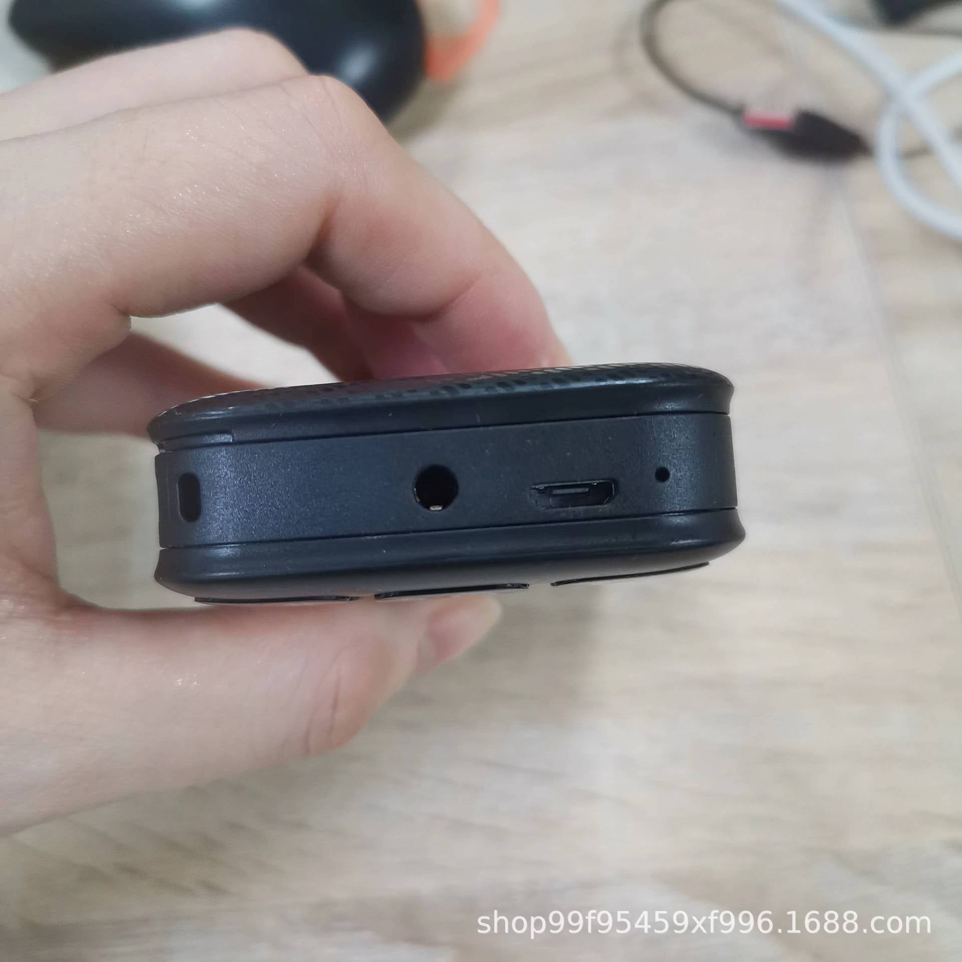 Exclusive Supply GSM 3G Feature phone for students and elderly with straight keypad and flashlight - 图片 10