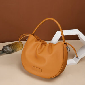 New Women's Bag Cloud Bag Fashion Crossbody Bag Cowhide Shoulder Bag Handbag Pleated Saddle Bag Trendy