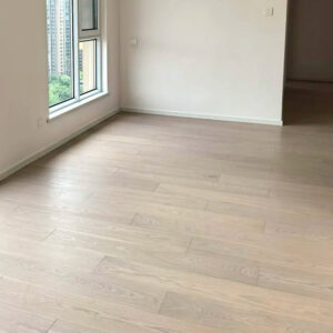 15mm Customizable Three-Layer Engineered Oak Wood Flooring | UV Lacquered Surface Smooth Texture for Outdoor Luxury Villas