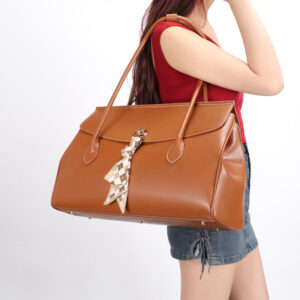 European and American New Fashion Simple Large Capacity Hand Carrying Boston Bag Women's Travel Bag Fashion All-Match Shoulder Underarm Bag