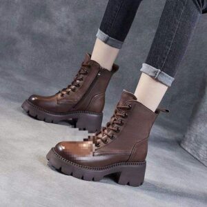 Off-Season Short Boots for Petite Figures to Appear Taller and Slimmer2025New Martin Boots Height-Increasing Women's Boots Thick Heel Thick Sole Versatile