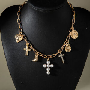 European and American Style Bohemian Western Cowboy Hat Pendant Exaggerated Necklace Cross Pendant Necklace