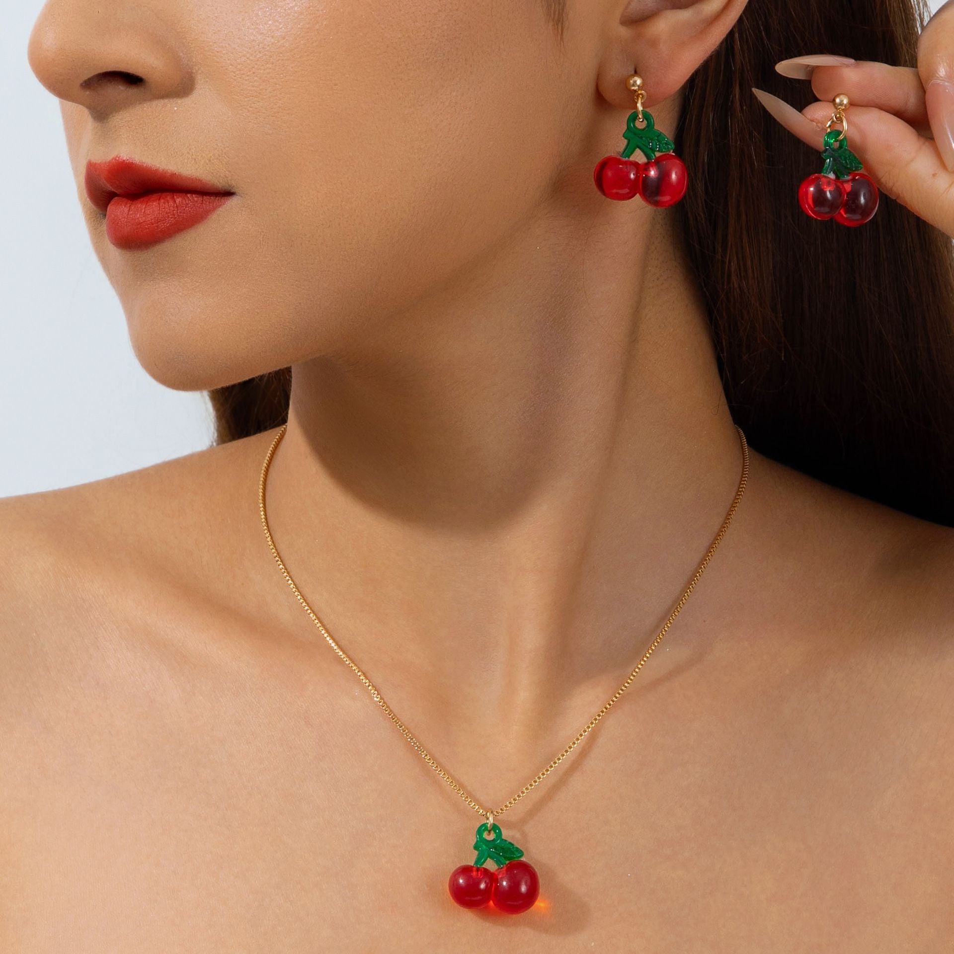 European and American Style Jewelry Light Luxury Imitation Pearl Cherry Necklace High-End Versatile Grass Multi-Layer Stacking Necklace Wholesale - 图片 32