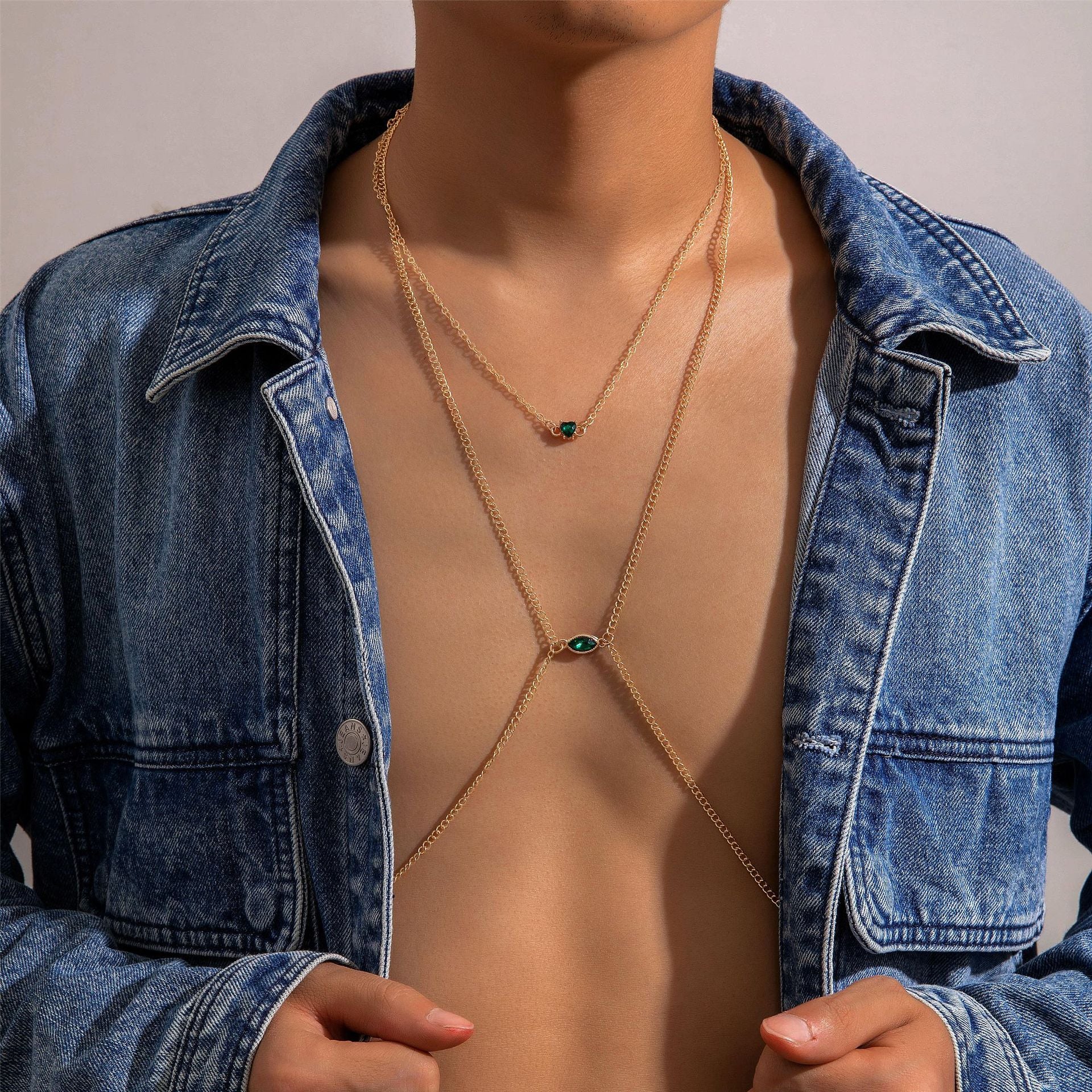 Trendy Simple Men's Body Chain Necklace Fashion Imitation Emerald Heart Hollow Chest Chain with Diamonds - 图片 3