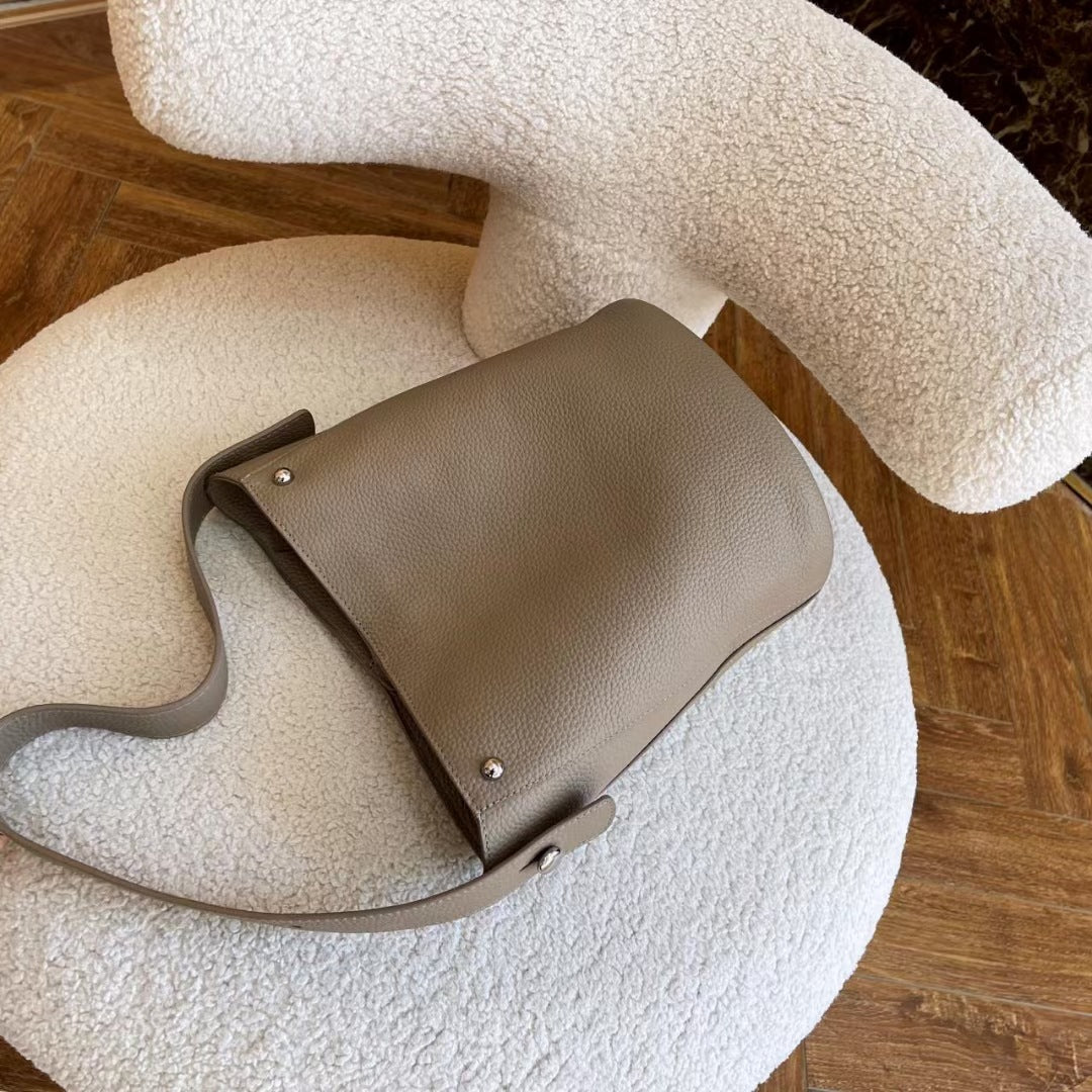 Guangzhou Genuine Leather Women's Bag Large Capacity Tote Bag Top Layer Cowhide Bucket Bag Handheld Shoulder Crossbody Bag Trendy - 图片 11