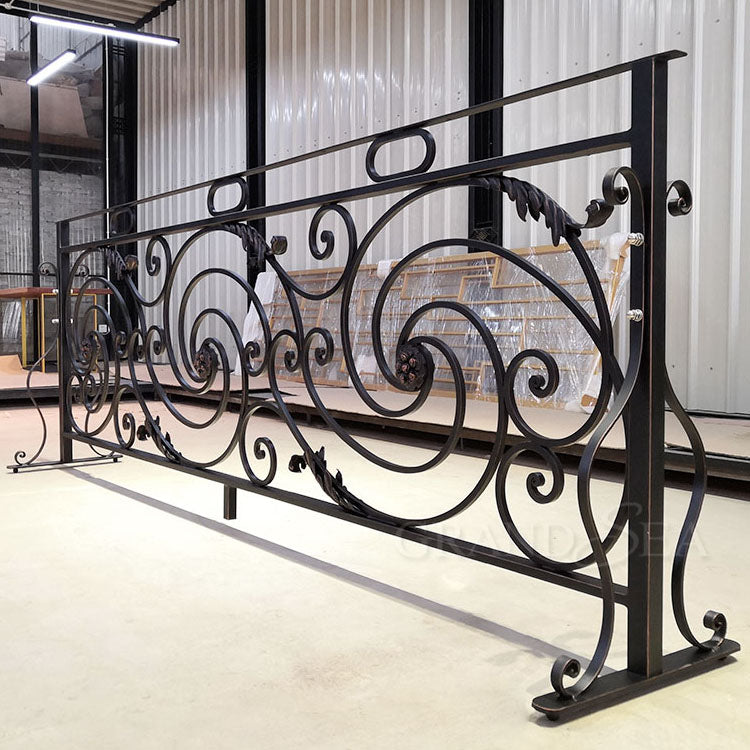 Foshan Factory Best Quality Iron Balcony Railings Designs - 图片 9