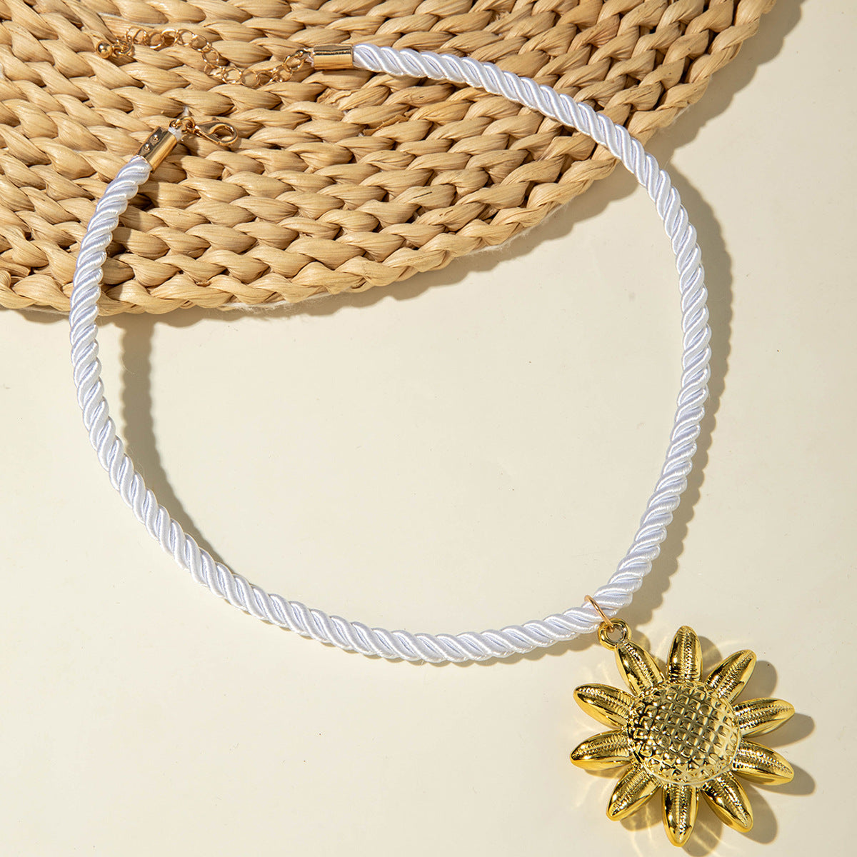 European and American Metal Ocean Style Starfish Pendant Necklace Jewelry Personality Exaggerated Star Beach Vacation Necklace for Women - 图片 46