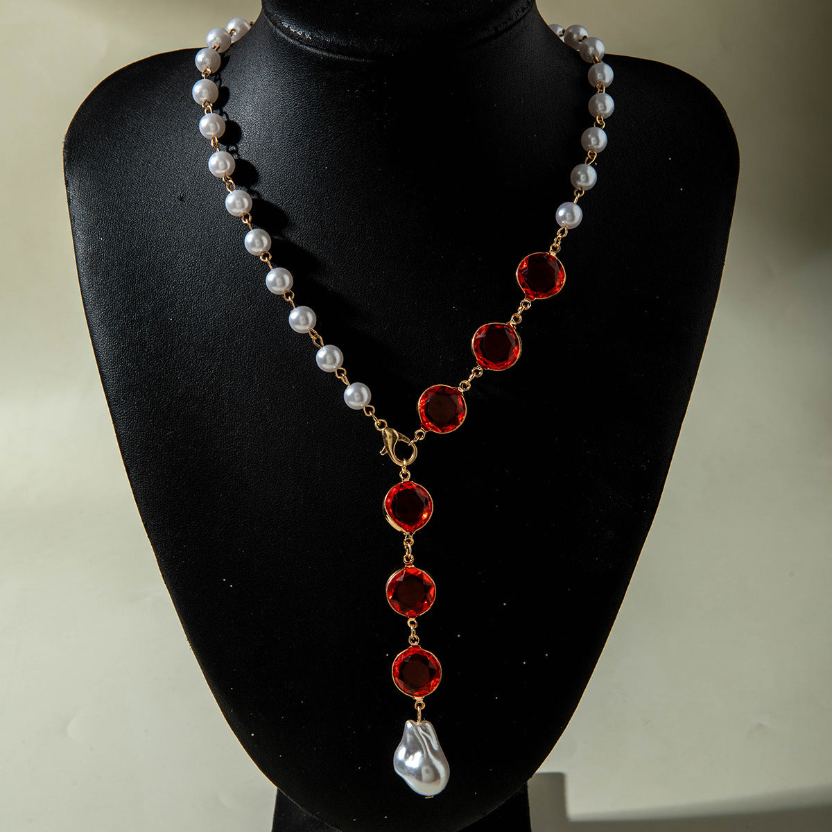 European and American Jewelry Red Diamond Cross Pendant Pearl Necklace Geometric Oval Red Diamond Necklace Wholesale - 图片 19