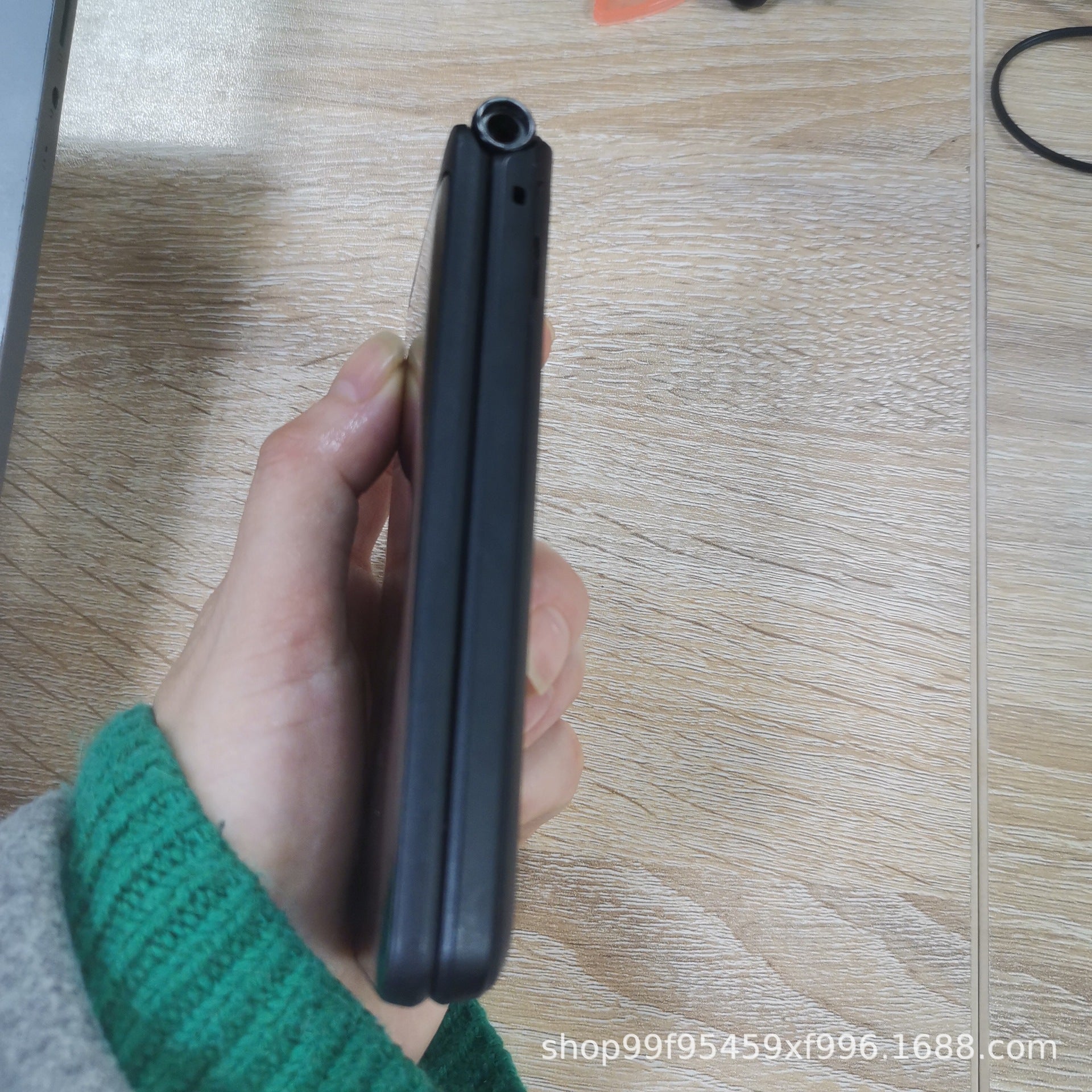 Specially designed for large buttons3G Flip Cover Phone for Students and Elderly with Button Function, Long Battery Life - 图片 5