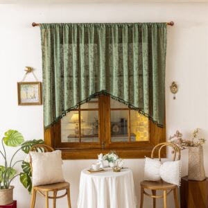 1b18743d-49e2-4a1b-9a37-5b8409f0ea80