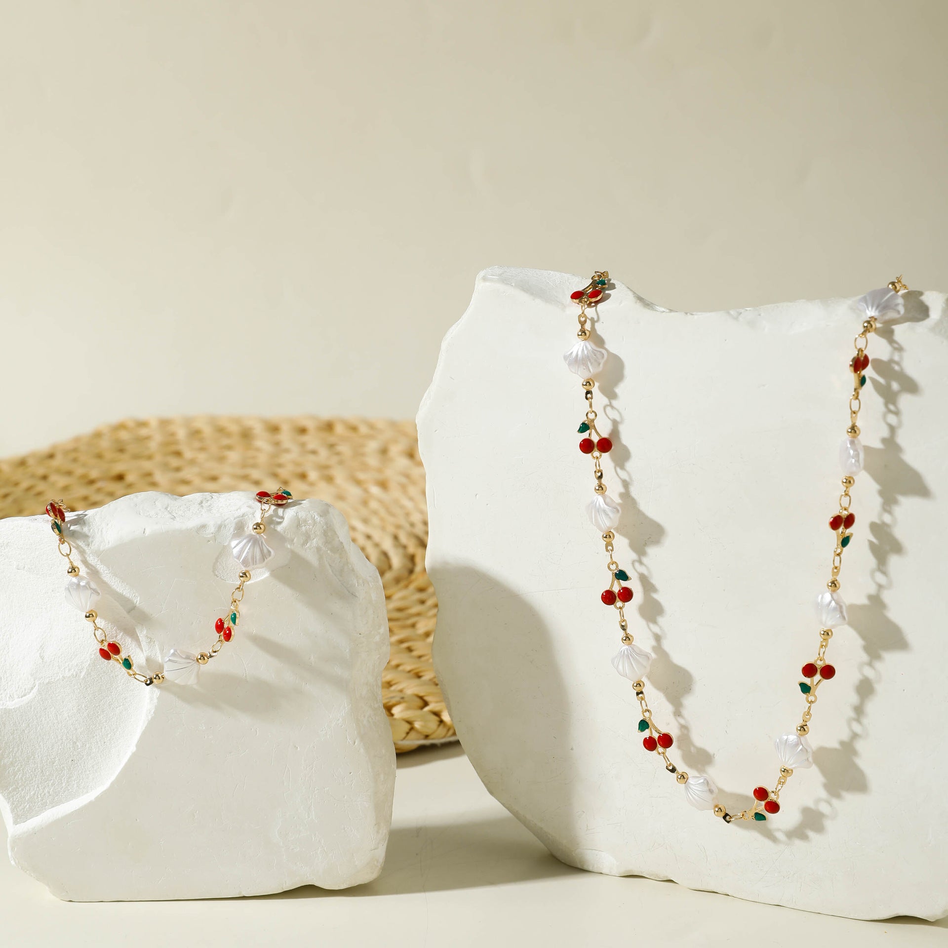 European and American Style Jewelry Light Luxury Imitation Pearl Cherry Necklace High-End Versatile Grass Multi-Layer Stacking Necklace Wholesale - 图片 62