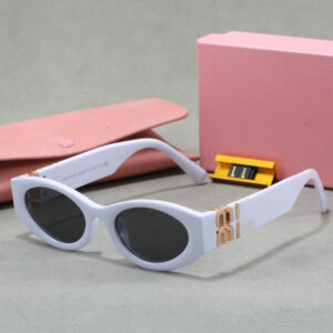 Europe and America m Letter Cat Eye Sunglasses High-End Fashion Street Style Sunglasses for Women Sun Protection Trendy Sunglasses