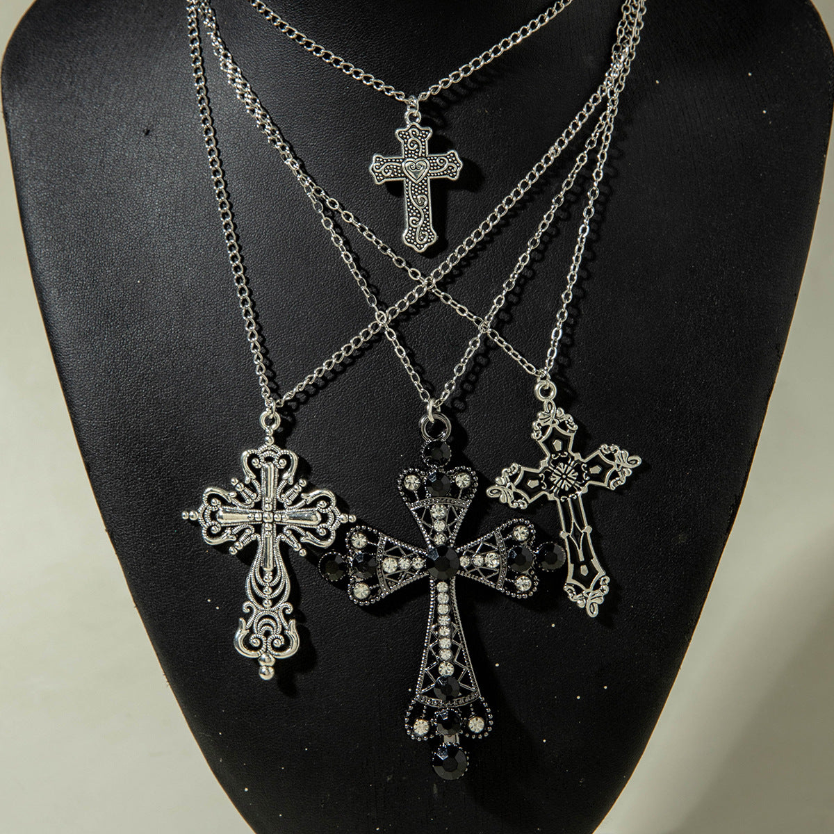 European and American Retro Hollow Diamond Cross Pendant Necklace Gothic Style Black Layered Wear Y Type Necklace - 图片 47