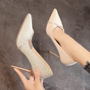 Black high heels for women, professional stiletto2025New Versatile Socialite Style French Small Heel Single Shoes Internet Celebrity Pointed Toe
