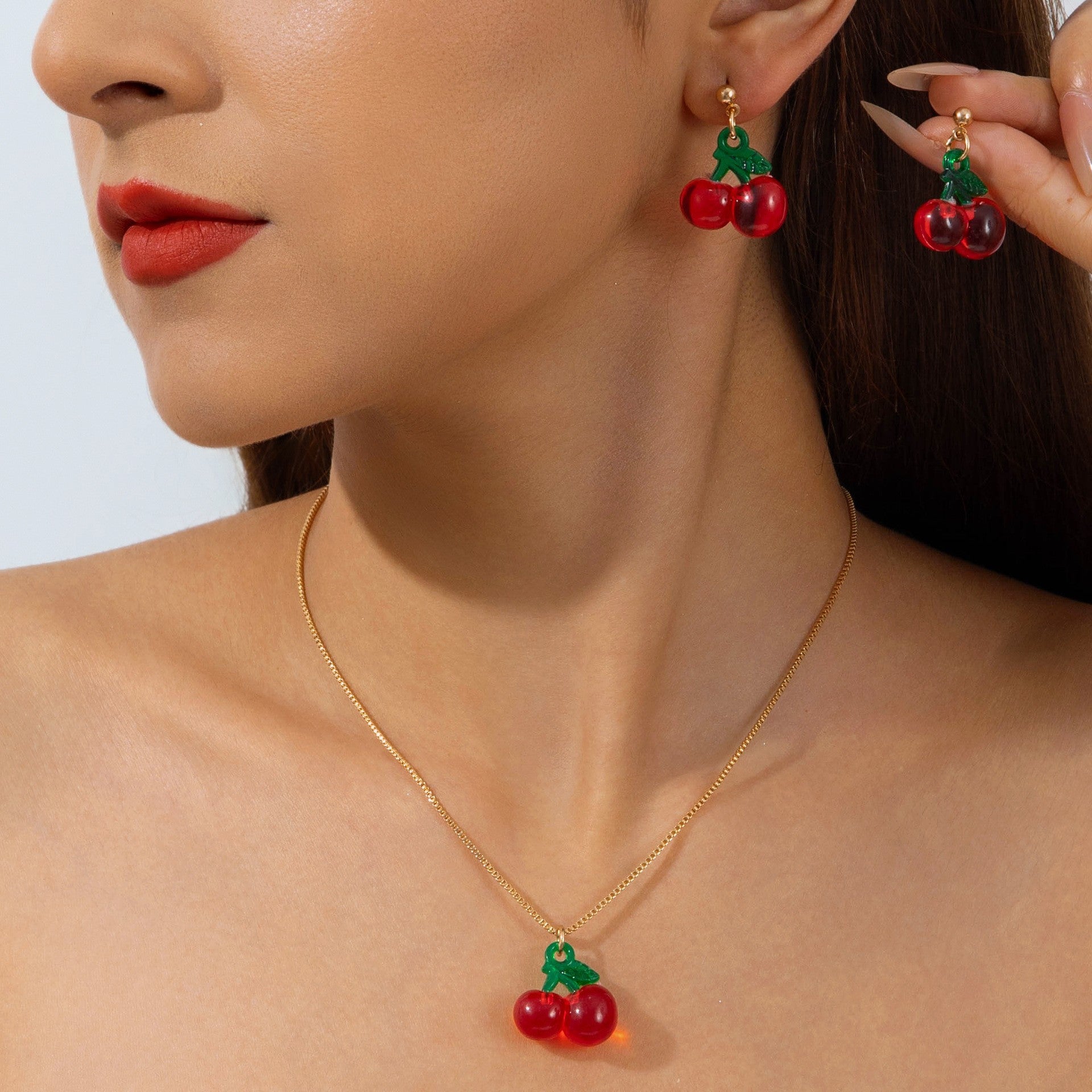 European and American Style Jewelry Light Luxury Imitation Pearl Cherry Necklace High-End Versatile Grass Multi-Layer Stacking Necklace Wholesale - 图片 7