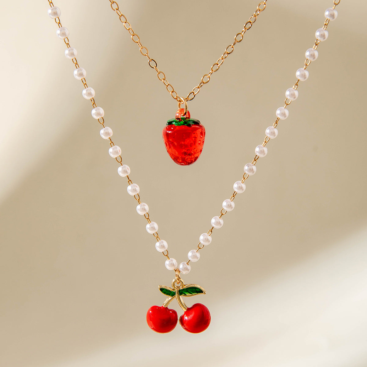European and American Style Jewelry Light Luxury Imitation Pearl Cherry Necklace High-End Versatile Grass Multi-Layer Stacking Necklace Wholesale