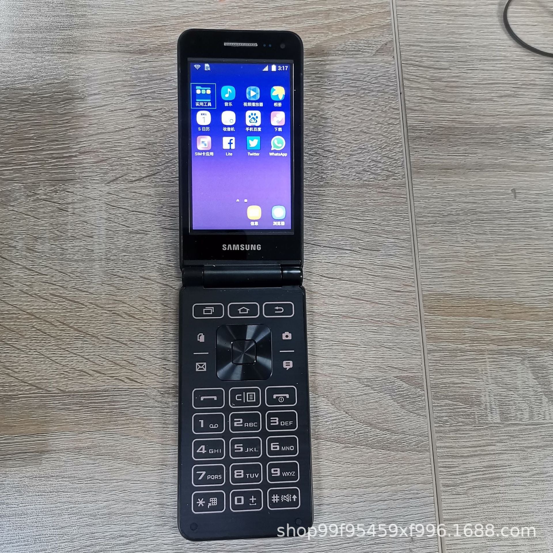 Specially designed for large buttons3G Flip Cover Phone for Students and Elderly with Button Function, Long Battery Life - 图片 3