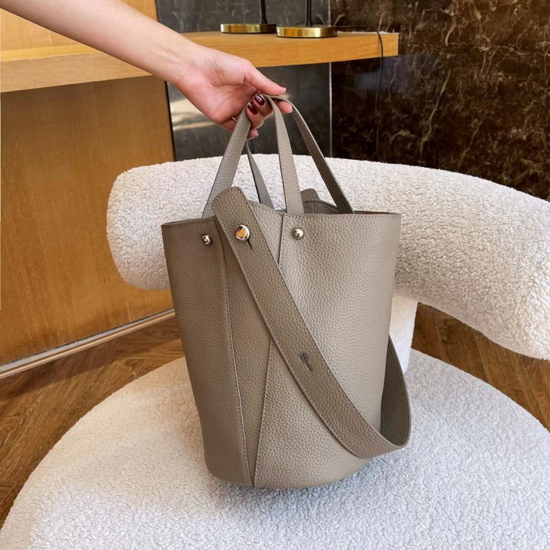 Guangzhou Genuine Leather Women's Bag Large Capacity Tote Bag Top Layer Cowhide Bucket Bag Handheld Shoulder Crossbody Bag Trendy - 图片 7