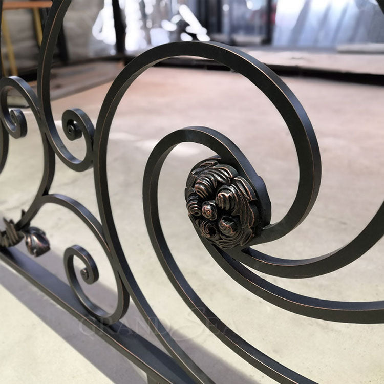 Foshan Factory Best Quality Iron Balcony Railings Designs - 图片 3