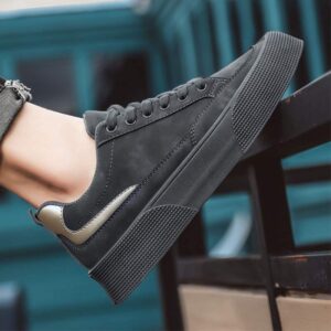 Men's Safety Shoes Spring Work Site Anti-Slip Men's Sneakers Kitchen Waterproof Work Autumn New Men's Shoes