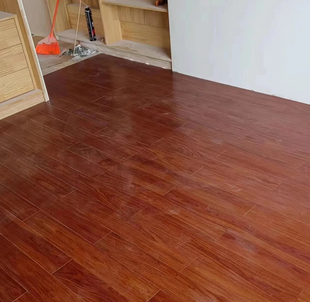 Customizable 18mm Three-Layer UV-Finished Engineered Padauk Wood Flooring High-End Residential Commercial Living Room Park