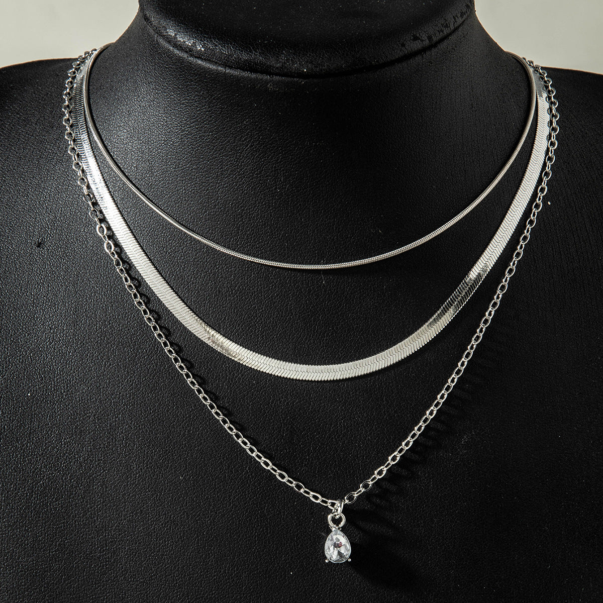 European and American Fashion Collarbone Chain Round Pendant Tassel Multi-layer Stacking Necklace Layered One-word Necklace3Set - 图片 32