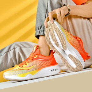 Spring and summer new style comfortable breathable running shoes racing soft sole shock-absorbing youth boys' wear-resistant non-slip sports shoes