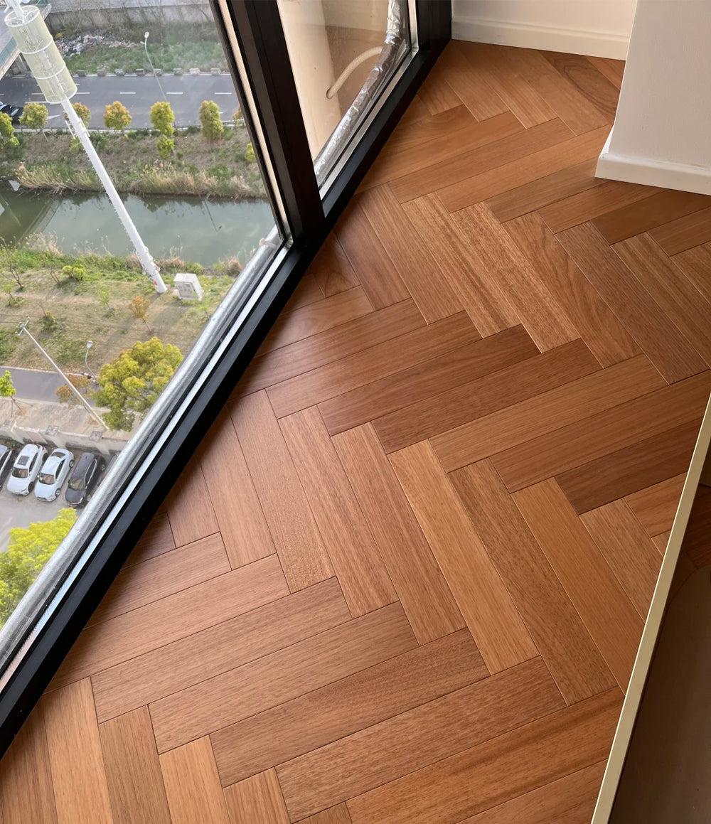 15mm Solid Wood Multilayer Teak Chevron Parquet Flooring | Smooth UV Finish | Customizable Pattern Colors | Park Outdoor Use - 图片 20