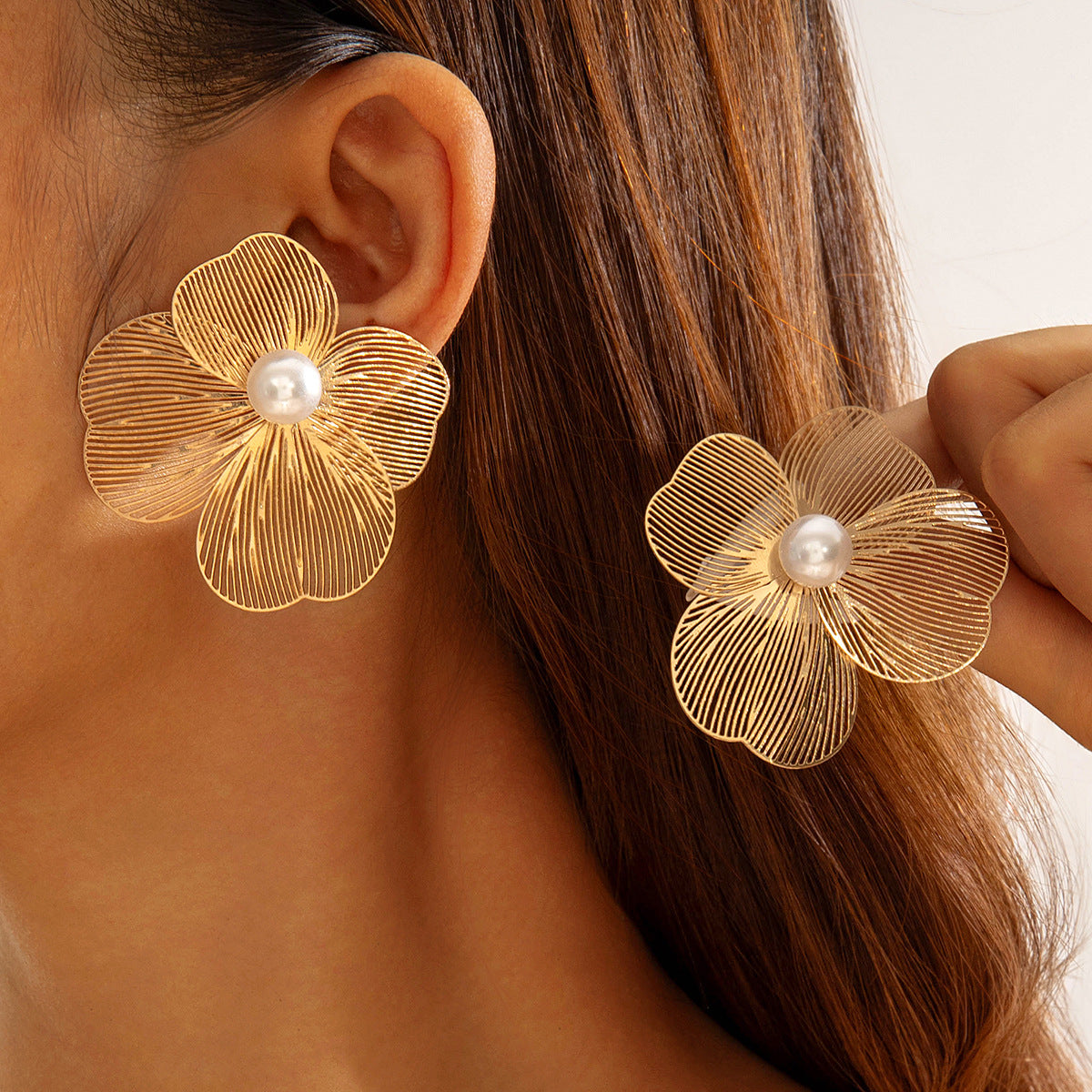 European and American Niche Ginkgo Leaf Tassel Necklace Design Sense Retro Pull-out Imitation Pearl Choker Jewelry choker - 图片 7