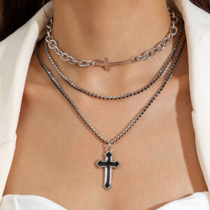 European and American Retro Hollow Cross Necklace Set, Stylish and Unique Hip-Hop Minimalist Style Necklace for Men and Women