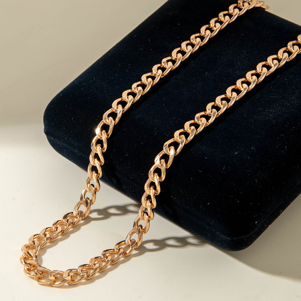 European and American Ornament Fashion Hip-Hop Short Thick Chain Geometric Necklace Metal Exaggerated Necklace - 图片 51