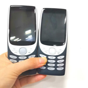 8210Elderly Phone with Ultra-Long Standby, Large Font, Loud Sound, and Big Screen for Elementary School Students4G Button Elderly Phone