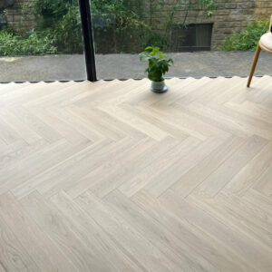 High Quality 14mm Custom Herringbone Oak Engineered Flooring | Modern Multi-Layer Wood Floor for Luxury Homes Living Rooms Parks