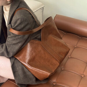 Minimalist Korean Style Tote Bag Shoulder Bag Versatile Large Capacity Women's Bag Underarm Bag Light Luxury Fashion Handbag Cowhide