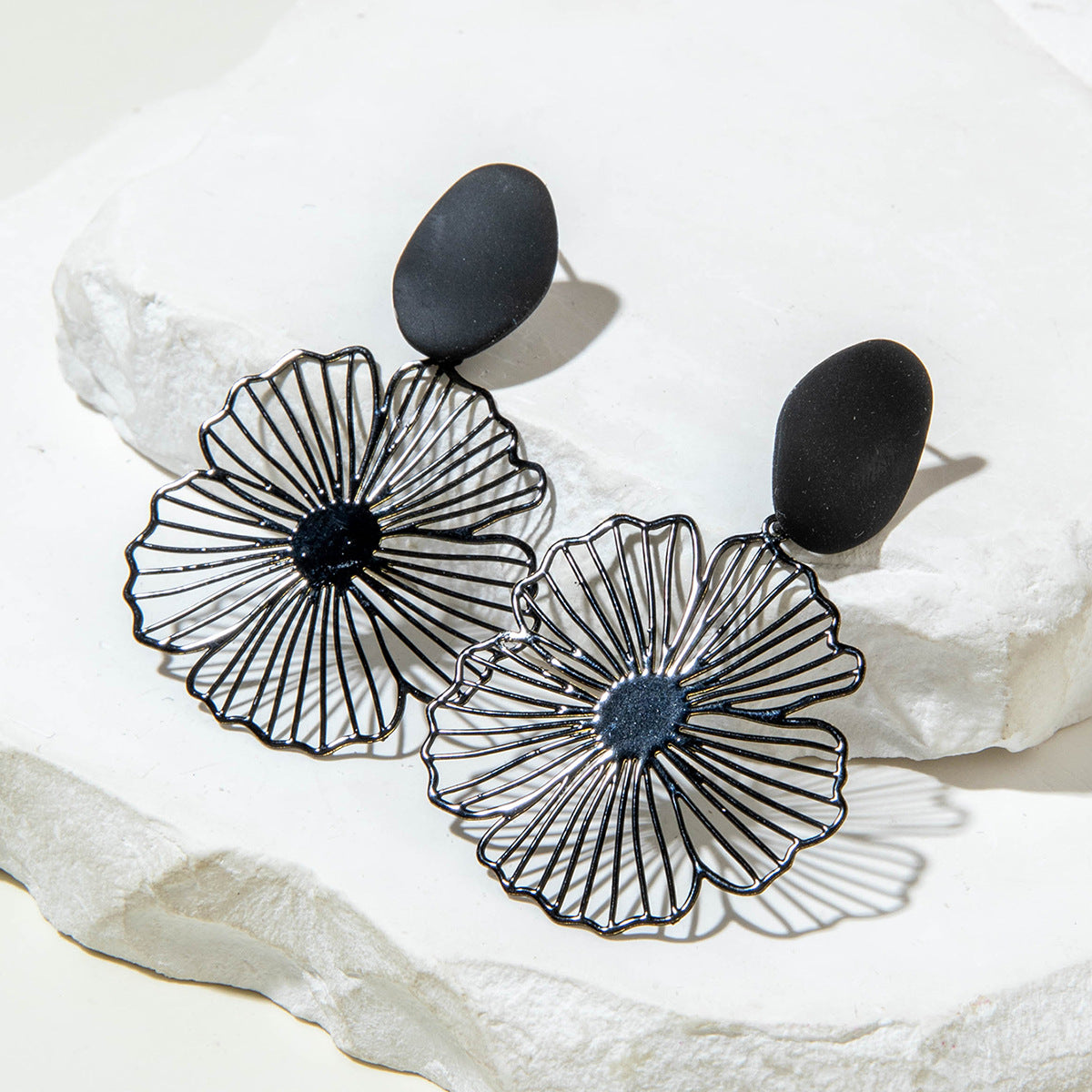 European and American Niche Ginkgo Leaf Tassel Necklace Design Sense Retro Pull-out Imitation Pearl Choker Jewelry choker - 图片 52