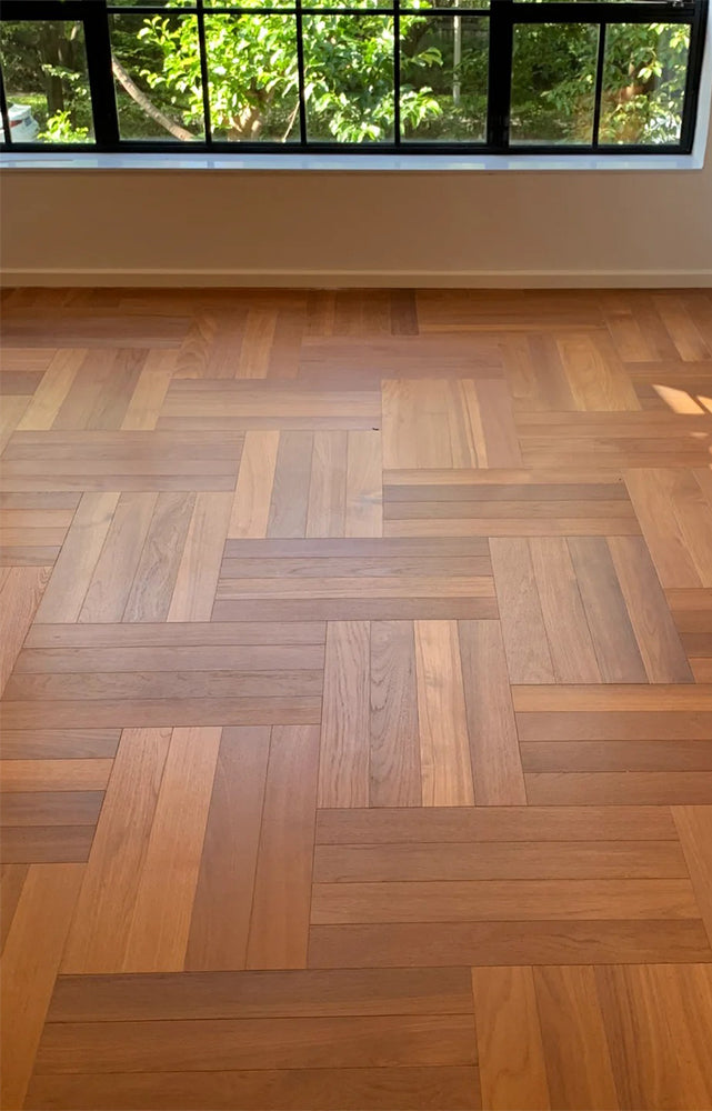 15mm Solid Wood Multilayer Teak Chevron Parquet Flooring | Smooth UV Finish | Customizable Pattern Colors | Park Outdoor Use - 图片 21