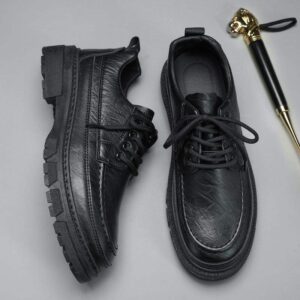 Autumn Men's Casual Leather Shoes Big Toe Shoes British Work Shoes Korean Style Trendy Black Leather Shoes Shallow Mouth Trendy Shoes