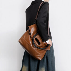 Fashion Women's Bag Spring New Soft Leather Ladies Bag Large Capacity Simple Commuter Student Shoulder Tote Bag