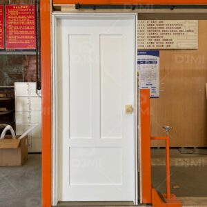 China Manufactured Paneled Solid Wood Primed Shaker Slab Standard Door Oak 3 Panel Shaker Internal Door