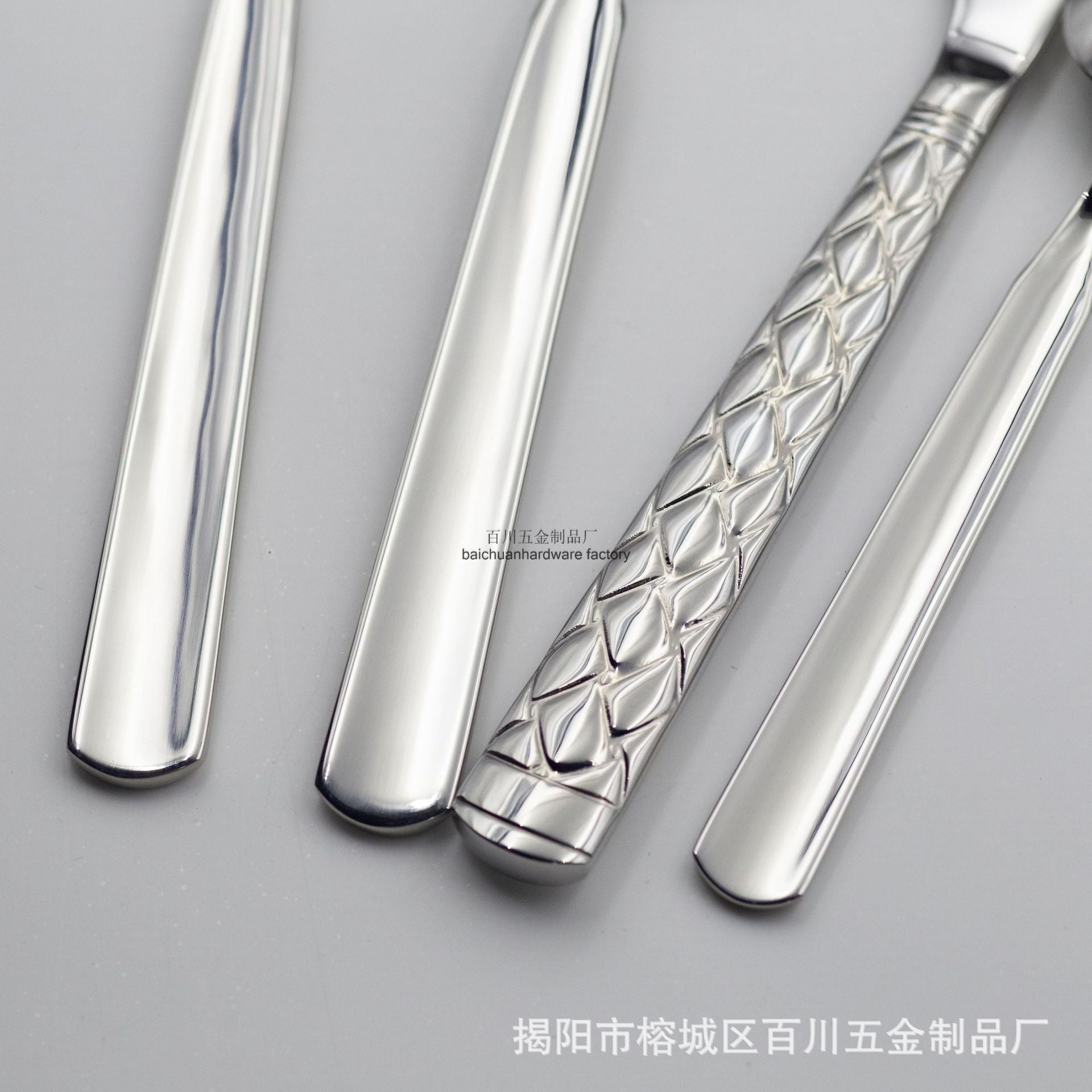 304Stainless Steel Knife Fork Spoon Thickened Forged Relief Tableware Western Steak Knife Fork Dessert Spoon4Piece Suit - 图片 22